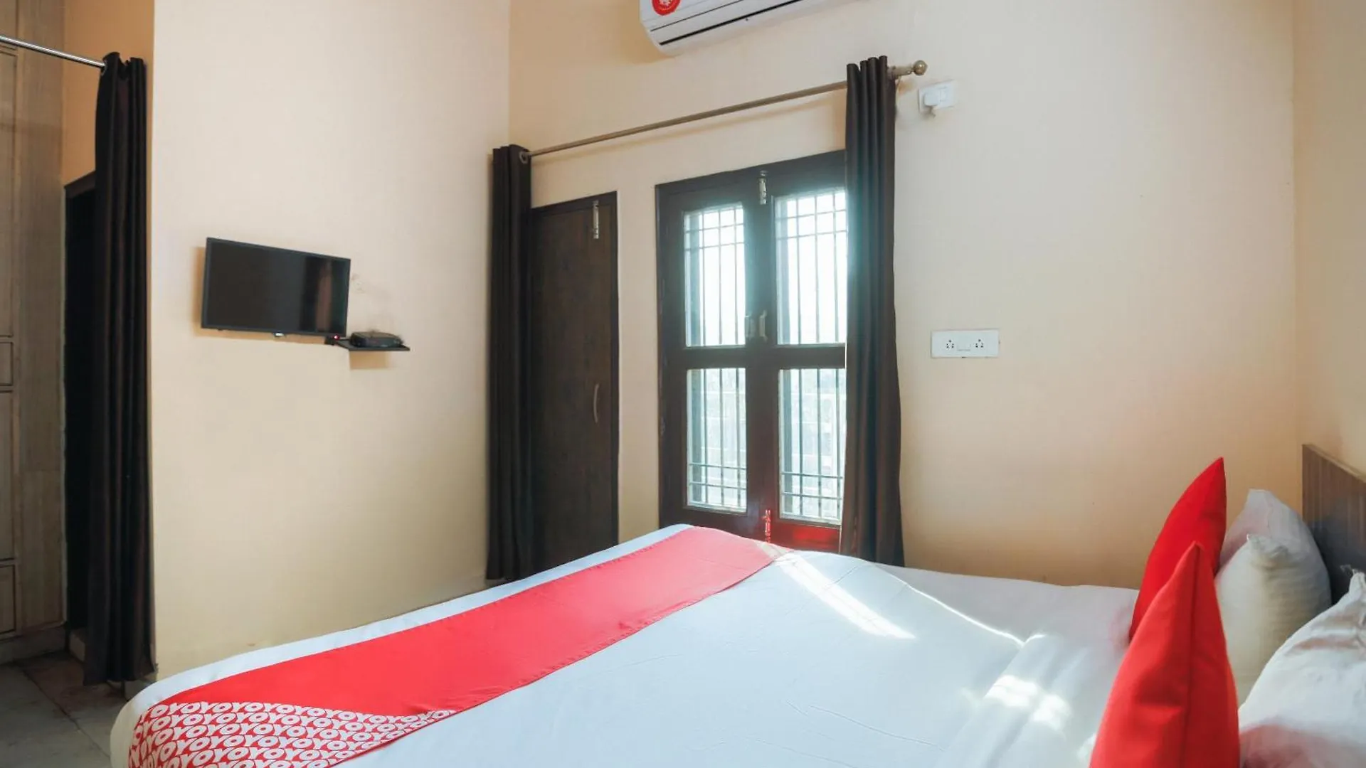 Hotel O Krishna Residency 노이다